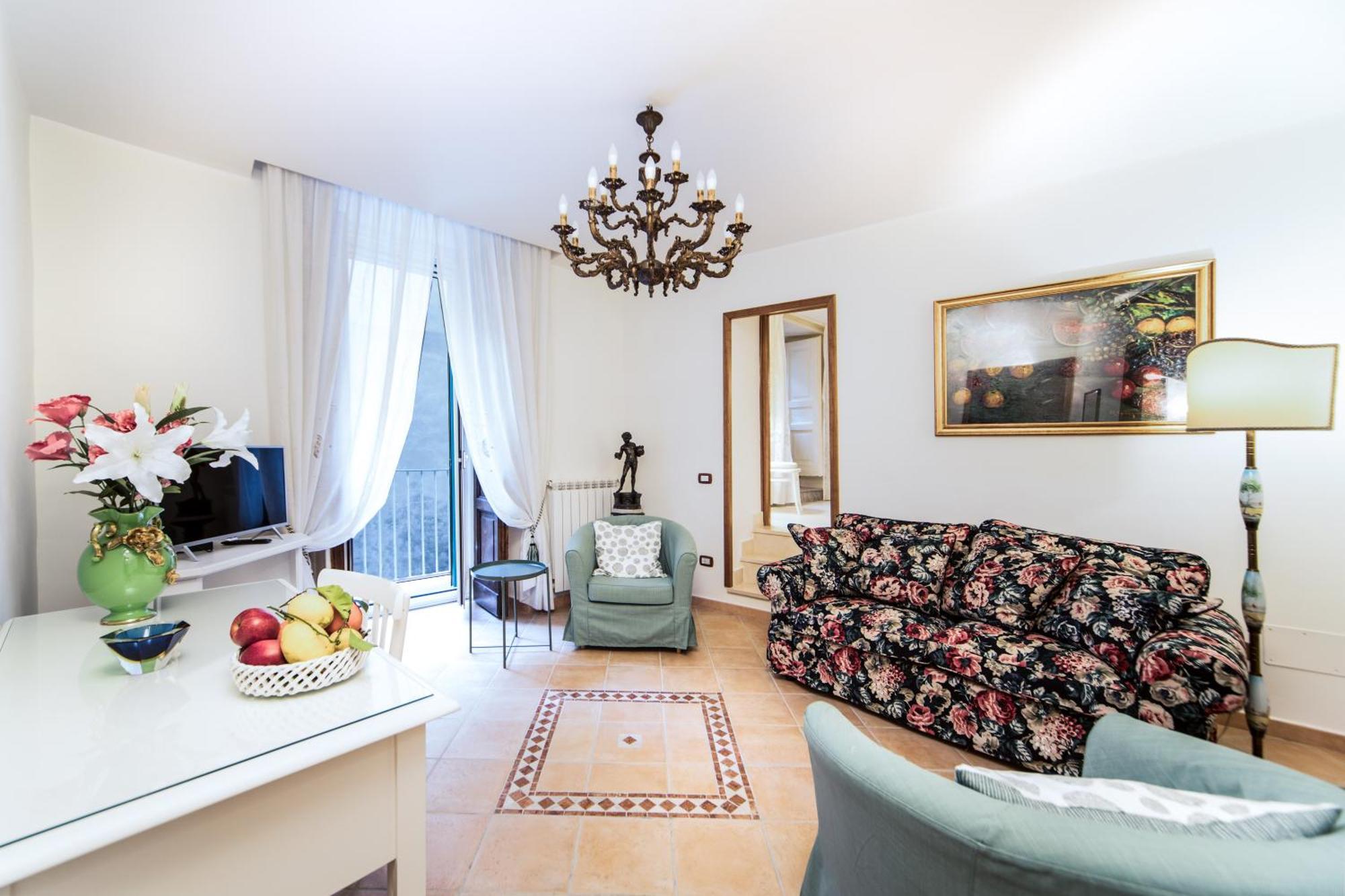 Appartement La Casa Di Assunta Naples Historical Centre Extérieur photo