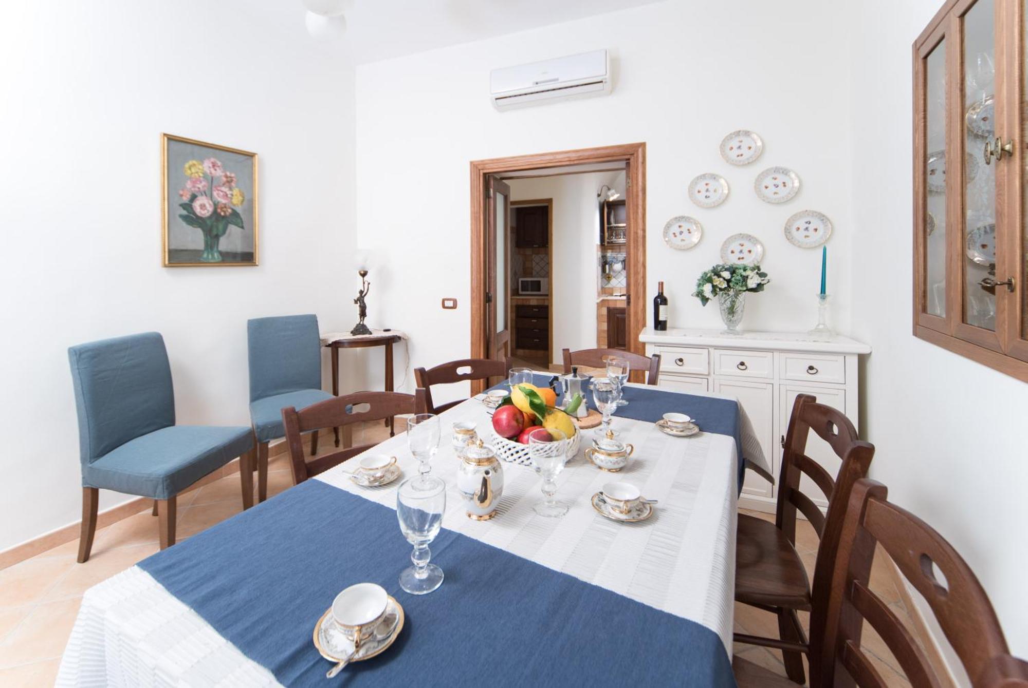 Appartement La Casa Di Assunta Naples Historical Centre Extérieur photo